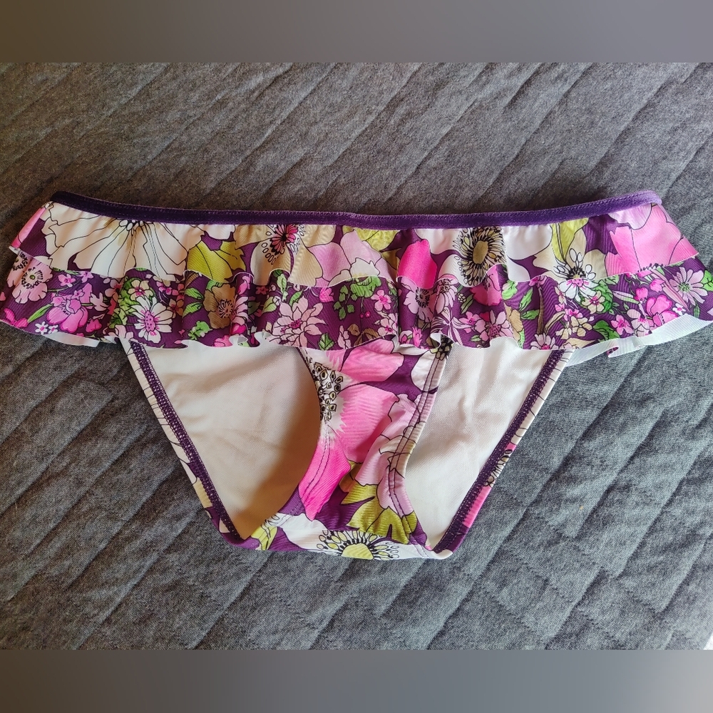 Rampage Floral Ruffle Bikini